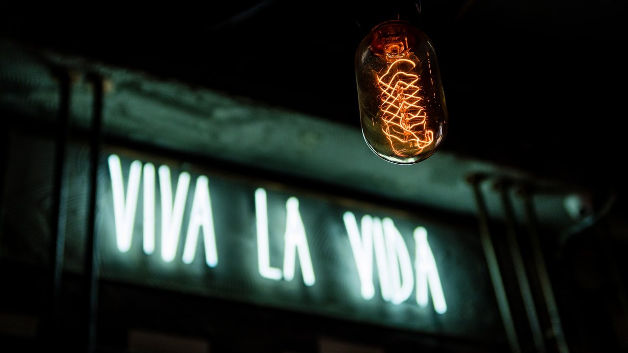 Viho Turbo Flavors: Raspberry Watermelon, Watermelon Bubble Gum, and Sour Apple Icy at Their Best