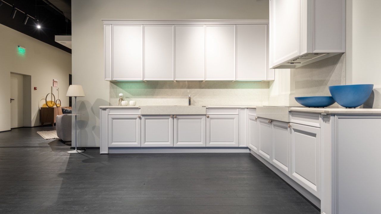How to Tell If a Kitchen Cabinet Is Actually Well Made Before You Buy It